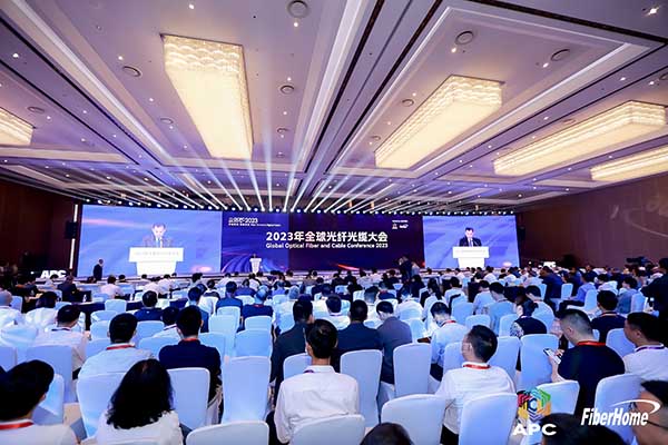 面向生命健康，綠色節(jié)能的新一代光纖涂料 ——飛凱材料發(fā)布第三代光纖涂料R系列產(chǎn)品